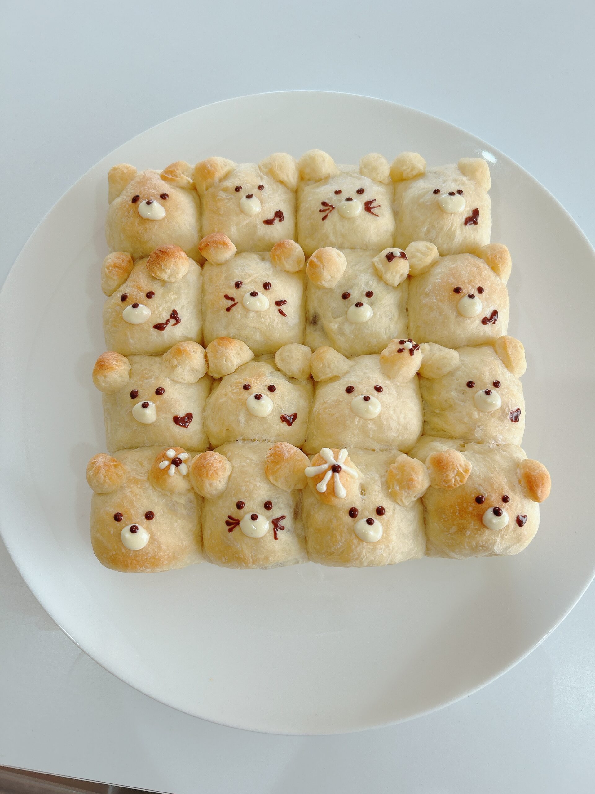 くまのちぎりパン